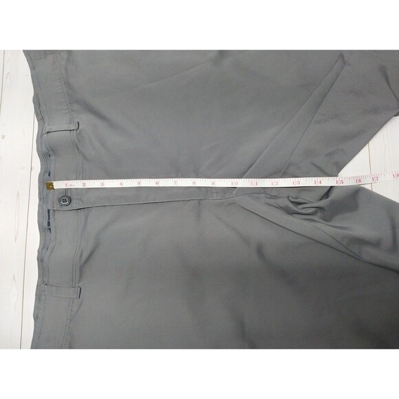 PGA Tour Mens Golf Shorts Size 42 Gray Pockets Flat Front Twill Lightweight EUC - Picture 7 of 12